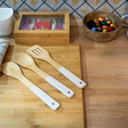 Boho Chic Escape - Hypercenter *